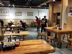 大堂-老白家面馆(测绘东路总店)