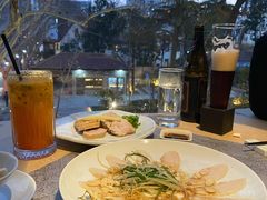 -穹六人间 people 6(岳阳路店)