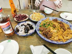 -壹阁胡羊焖饼(特色小吃街店)