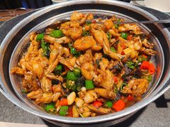 青椒紫苏味-蛙小侠·沸腾砂锅(南山欢乐颂店)