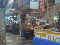-喝丢一只鞋海鲜烧烤·海肠捞饭(市场店)