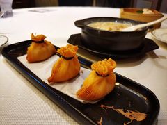 福袋榴莲酥-天瑞轩·粤菜餐厅