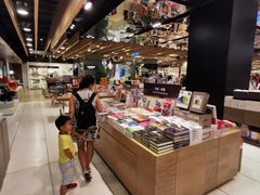 -诚品(信义店)