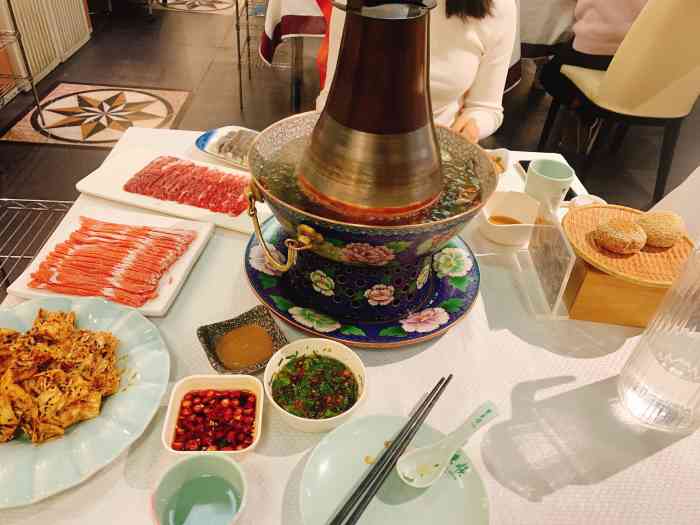 东来顺饭庄(紫竹桥店)-"第一次来这家东来顺涮羊肉店,工作日的中午.