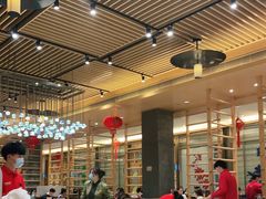 大堂-稻香酒家·34年老字号·港式粤菜(汉街店)