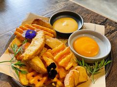 烤薯拼-HIGH FIVE哈福手工汉堡(桂林路店)