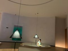 -涨巢·潮玩水疗局