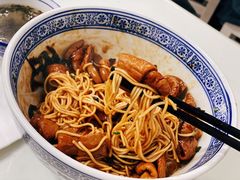 -沪西老弄堂面馆(定西路店)