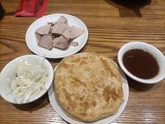 -李连贵酒家熏肉大饼(昆明街店)