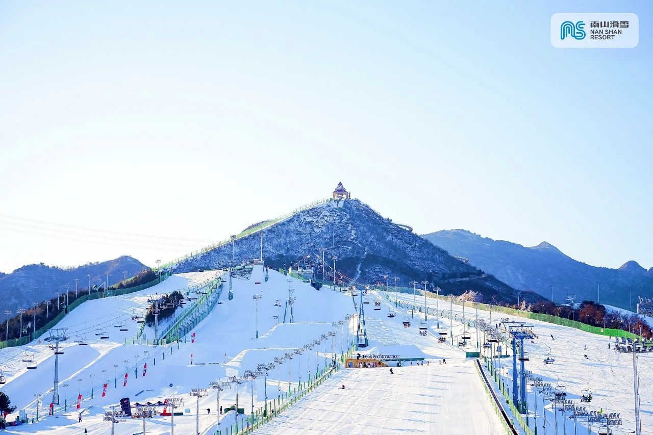 北京密云南山滑雪场图片