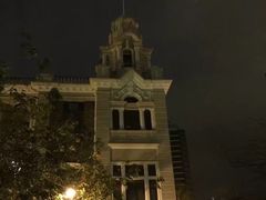 -香港大学