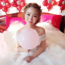-艾朵婚纱