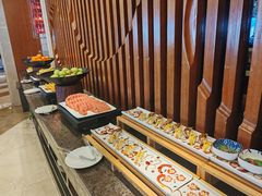 -瑞安国际大酒店-旋转自助餐厅