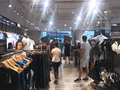 -UNDER ARMOUR(八达岭奥莱店)