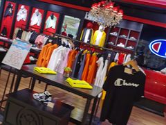 -王府井百货(中州中路店)