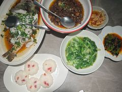-鱼你相聚·河鲜馆(袁家岭店)