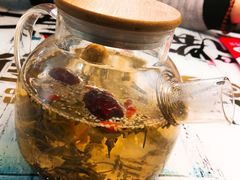 八宝茶-金陵暴走小龙虾·迷踪蟹(凯德MALL店)