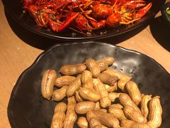 -沪小胖小龙虾(淮海中路旗舰店)