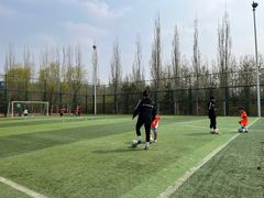 -中关村软件园智云足球场