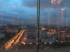 -荣誉国际酒店-云顶旋转餐厅