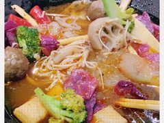 -万记麻辣烫国展总店