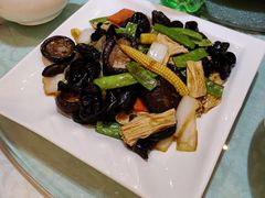 罗汉上素-御满江海鲜酒家(洛溪新城店)