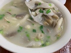 -胡子饮食店