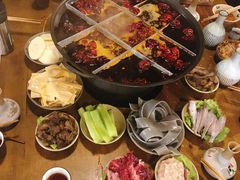 -白乐天毛肚火锅馆(南滨路店)