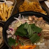 上海堂食第一顿☝🏻必须是这家章鱼牛肠锅
