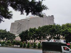 -广东大厦酒店(广州北京路步行街纪念堂地铁站店)