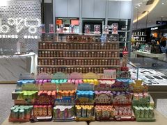 -微缤礼物(青岛海信广场店)