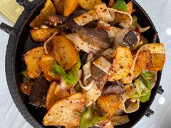 -撒拉人家.酸菜牦牛肉火锅