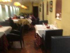 卡座-维兰西餐(万泉河店)
