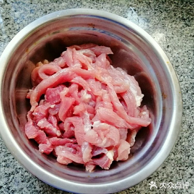 夏日必做家常小菜之鲜香芹菜炒猪肉
