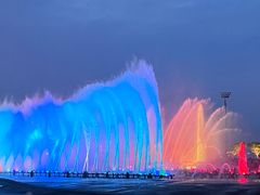 -东港音乐喷泉广场