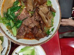 -金杨拉面王小吃面馆·牛三宝面·红烧牛肉粉