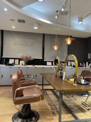 -意廊 Hair Salon