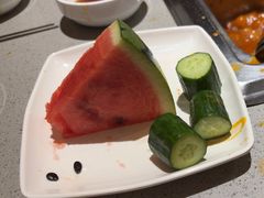 -海底捞火锅(新松江路生日主题店)