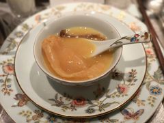 金汤花胶清远鸡锅-ONE FULL 古董港式海鲜火锅