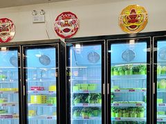 -杨老板·海鲜集市火锅·鲜切牛肉(中防万宝店)