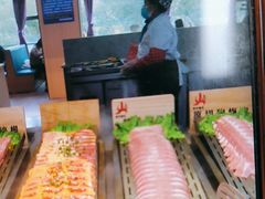 -新艺自助美食城(中山路店)