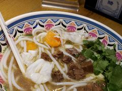 -鑫花溪牛肉米粉(人民广场店)
