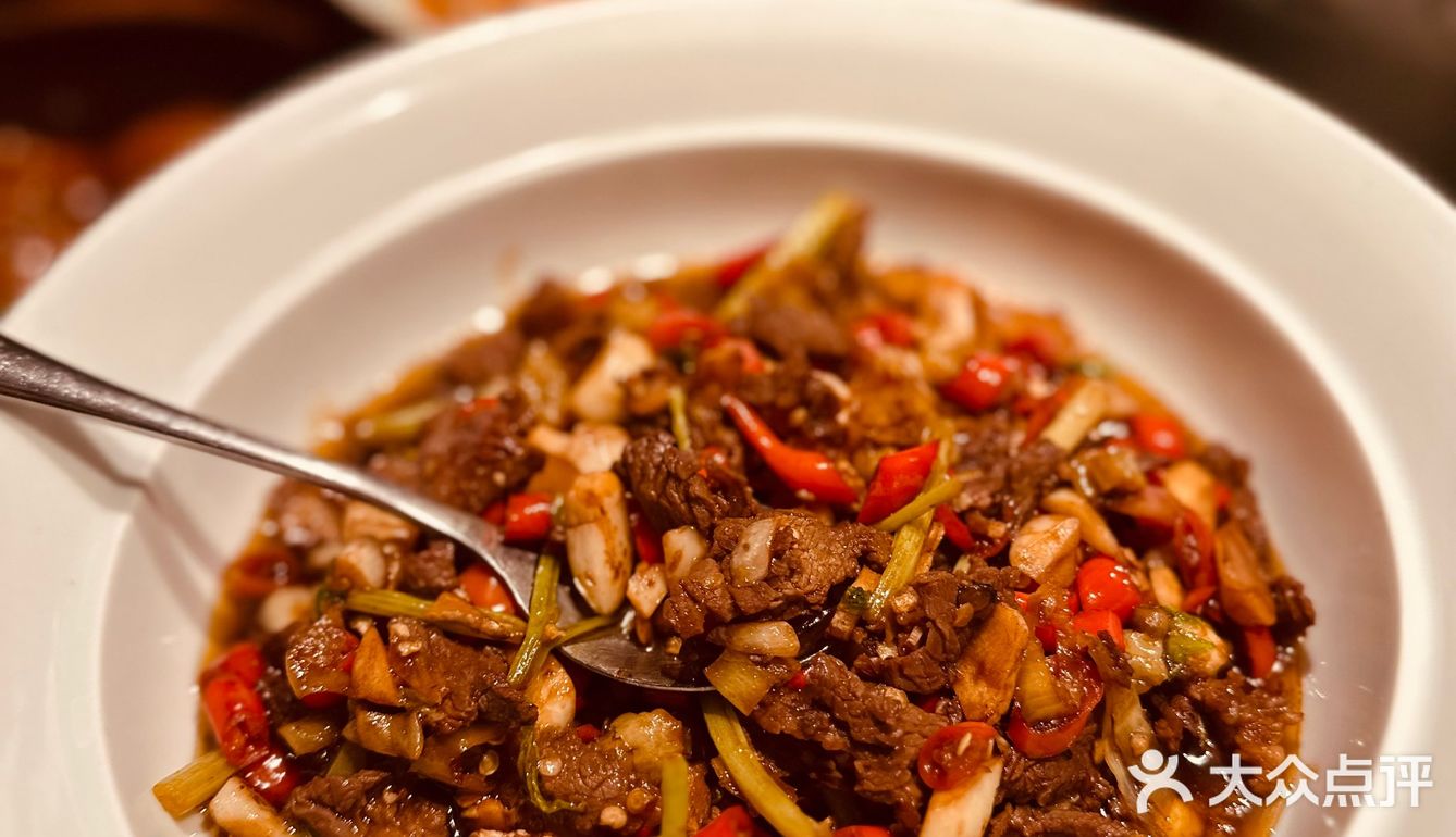 CBD绝佳位置的高端湘菜