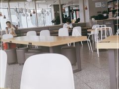 大堂-肯德基(巴沟店)