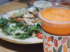 胡萝卜橙子汁-HELLO 27 意面·沙拉·帕尼尼