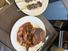 -大中华希尔顿酒店-念自助餐·嗨啤·小龙虾