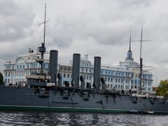 -阿芙乐尔号巡洋舰