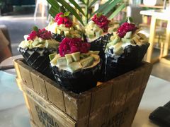 牛油果冰淇淋卷-烛影拾光观景餐厅·创意菜·摄影·小提琴(大唐不夜城店)