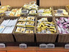 -来伊份(闻喜路三店)