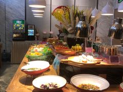 自助取餐区-茅庐川菜